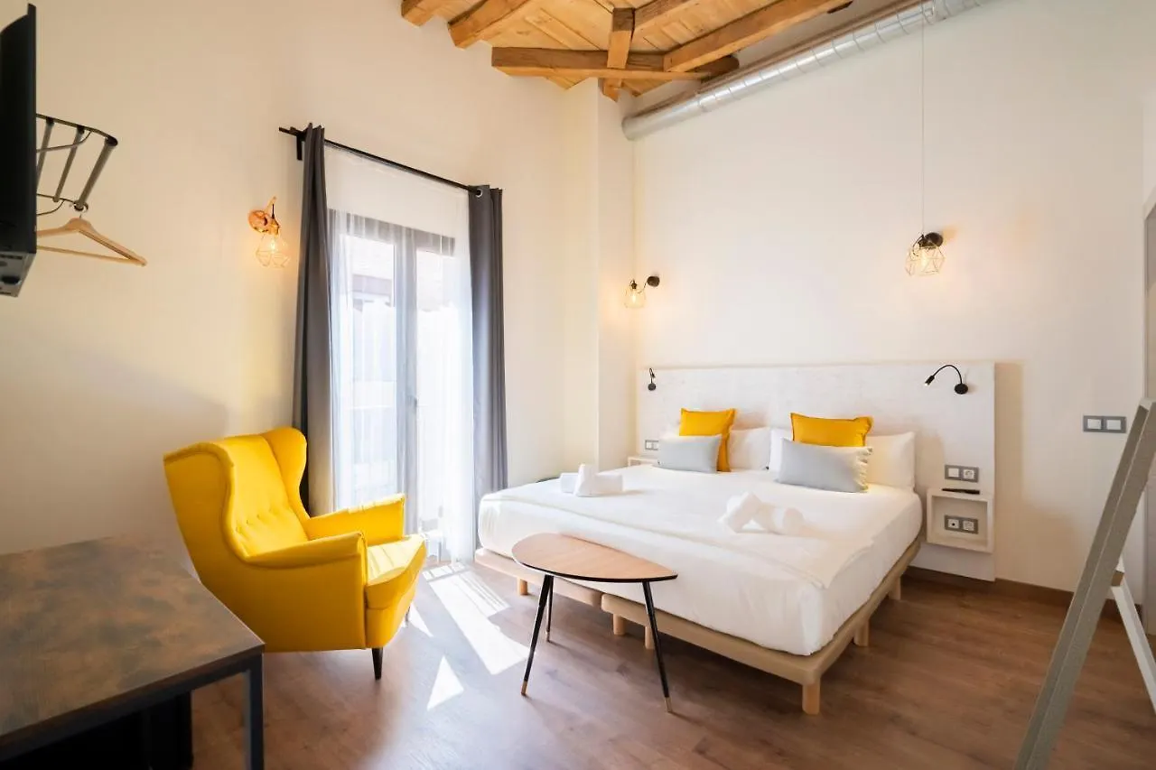Dobo Azacanes Hostal Toledo